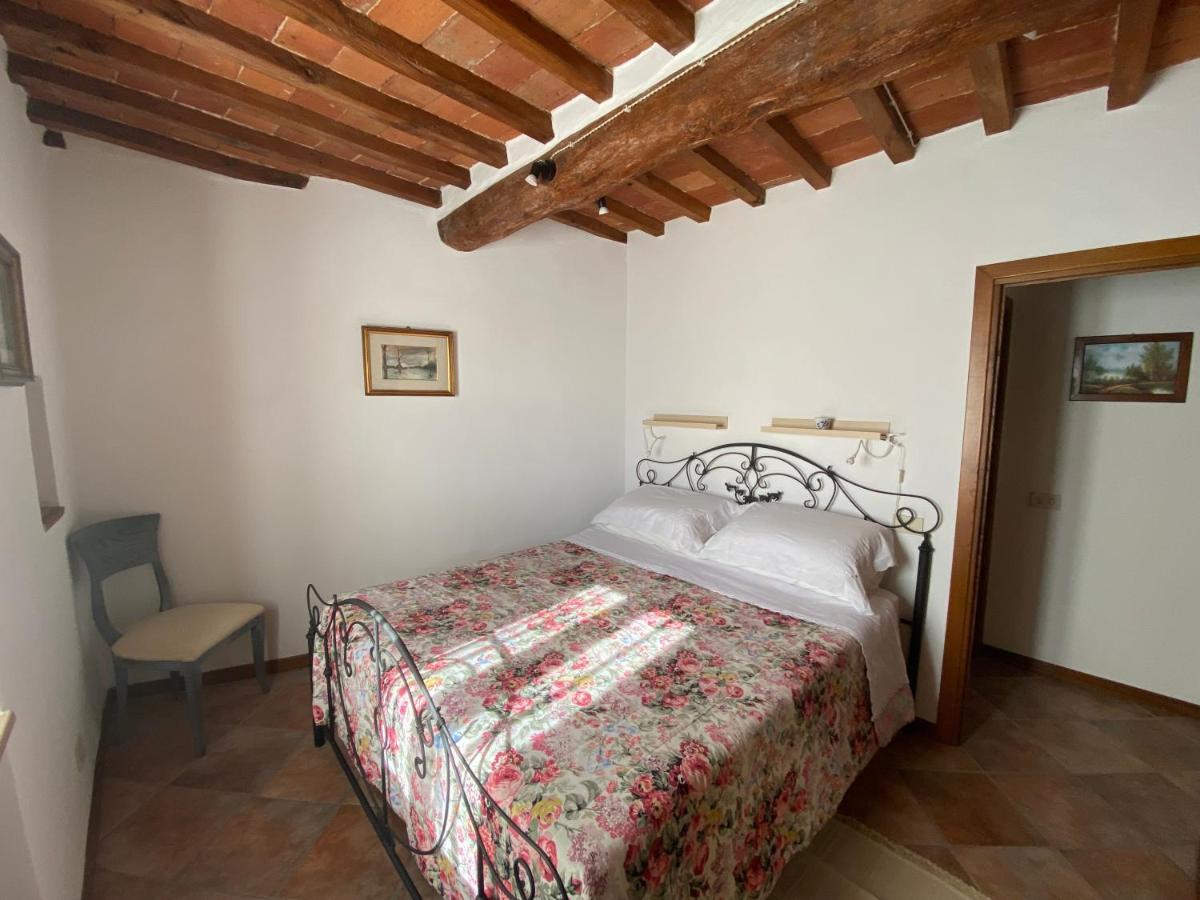 L'Angolodipetroio Apartment Luaran gambar