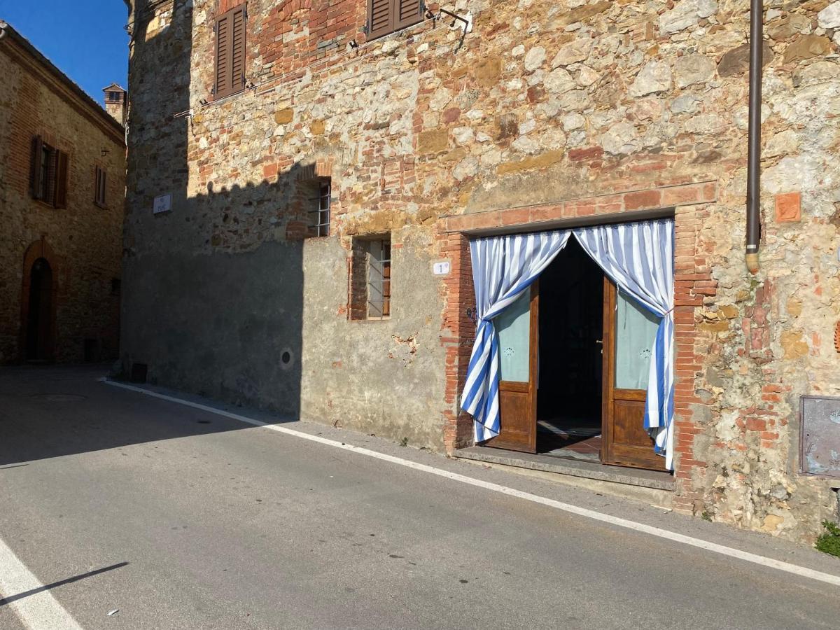 L'Angolodipetroio Apartment Luaran gambar